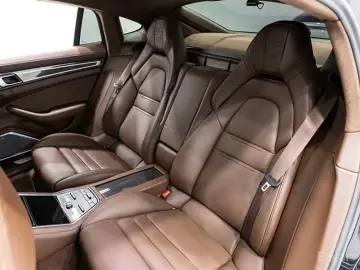 2023 Porsche Panamera с пробегом 7 170 км