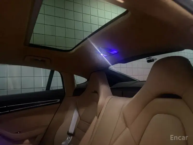 2022 Porsche Panamera с пробегом 56 500 км
