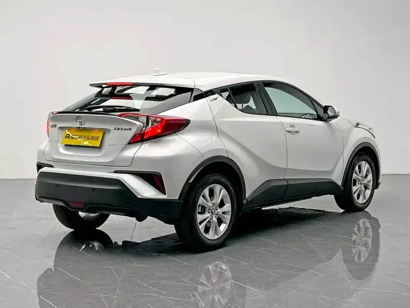 2021 Toyota Izoa с пробегом 30 100 км