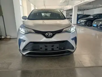 2021 Toyota Izoa с пробегом 15 000 км