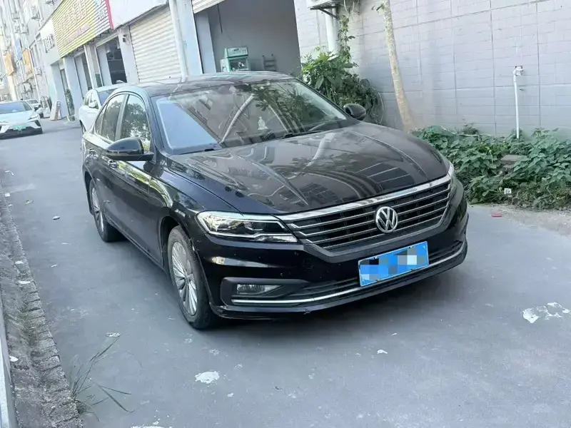 2019 Volkswagen Lavida с пробегом 140 000 км