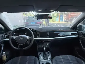 2019 Volkswagen Lavida с пробегом 140 000 км