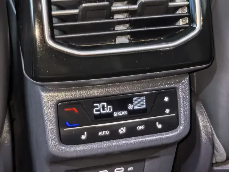 2022 Volkswagen ID.6 с пробегом 51 000 км