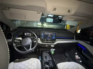 2021 Volkswagen ID.6 с пробегом 23 600 км