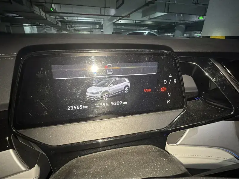 2021 Volkswagen ID.6 с пробегом 23 600 км