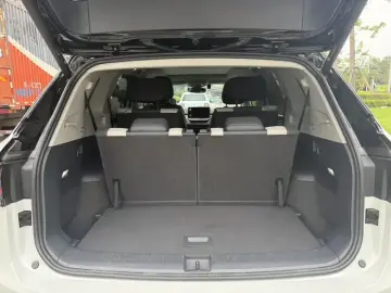2021 Volkswagen ID.6 с пробегом 82 000 км