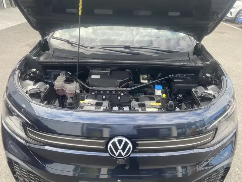 2022 Volkswagen ID.6 с пробегом 33 000 км