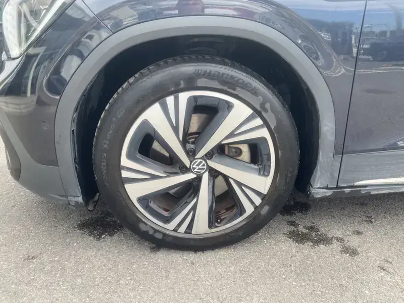 2022 Volkswagen ID.6 с пробегом 33 000 км