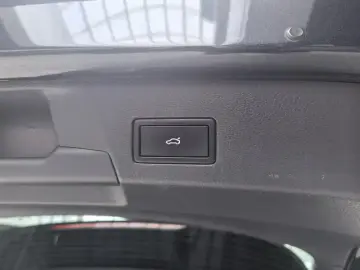 2022 Volkswagen ID.6 с пробегом 46 000 км