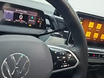 2022 Volkswagen ID.6 с пробегом 100 000 км
