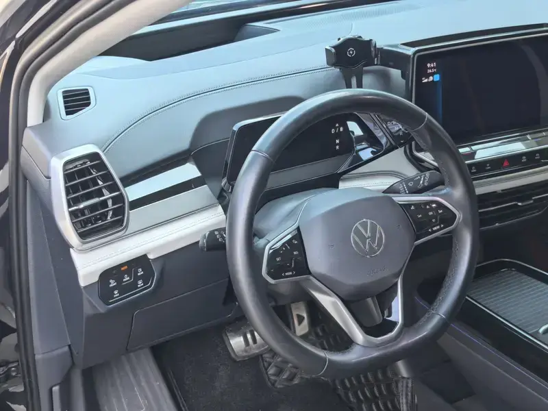 2022 Volkswagen ID.6 с пробегом 51 000 км