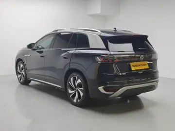 2022 Volkswagen ID.6 с пробегом 53 400 км
