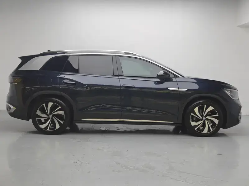 2022 Volkswagen ID.6 с пробегом 53 400 км
