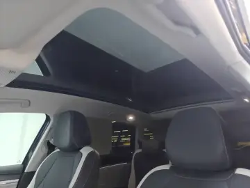 2022 Volkswagen ID.6 с пробегом 53 400 км