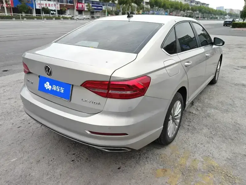 2021 Volkswagen Lavida с пробегом 60 000 км