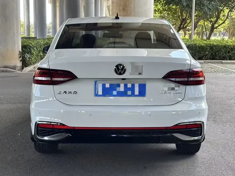 2024 Volkswagen Lavida с пробегом 63 000 км