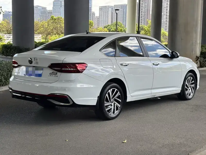 2024 Volkswagen Lavida с пробегом 63 000 км