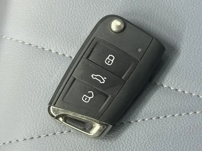 2023 Volkswagen Lavida с пробегом 19 900 км