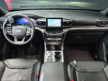 2021 Ford Explorer с пробегом 128 282 км