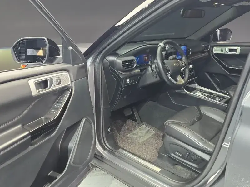 2021 Ford Explorer с пробегом 128 282 км