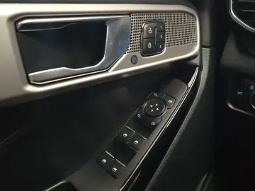 2021 Ford Explorer с пробегом 128 282 км