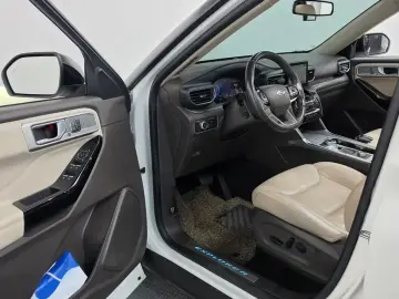 2021 Ford Explorer с пробегом 74 067 км