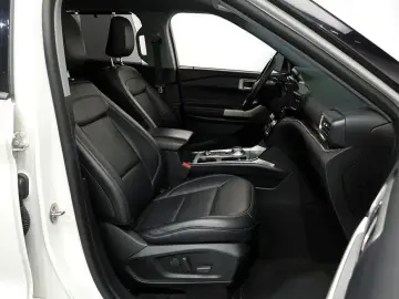 2021 Ford Explorer с пробегом 38 555 км