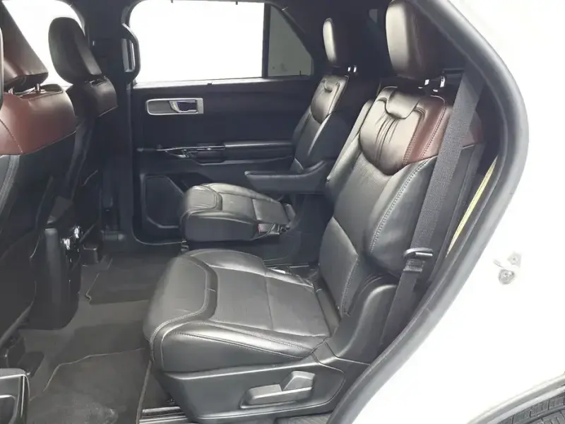 2022 Ford Explorer с пробегом 89 997 км