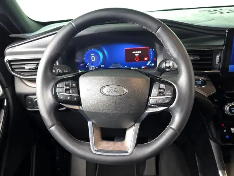 2022 Ford Explorer с пробегом 89 997 км