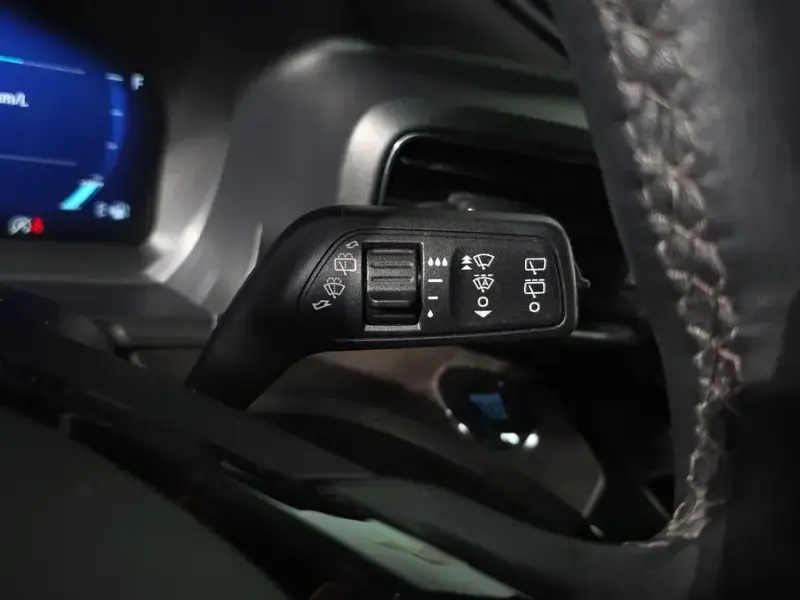 2022 Ford Explorer с пробегом 89 997 км