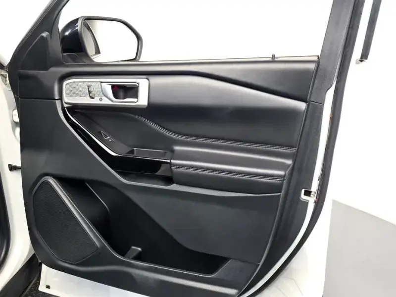 2022 Ford Explorer с пробегом 89 997 км