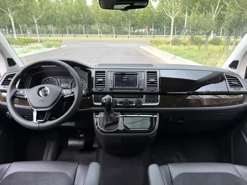 2019 Volkswagen Multivan с пробегом 49 000 км