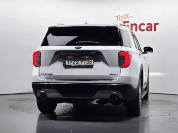 2021 Ford Explorer с пробегом 61 785 км