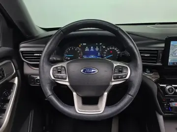 2021 Ford Explorer с пробегом 61 785 км