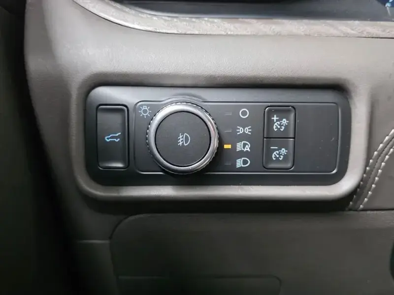 2022 Ford Explorer с пробегом 74 276 км