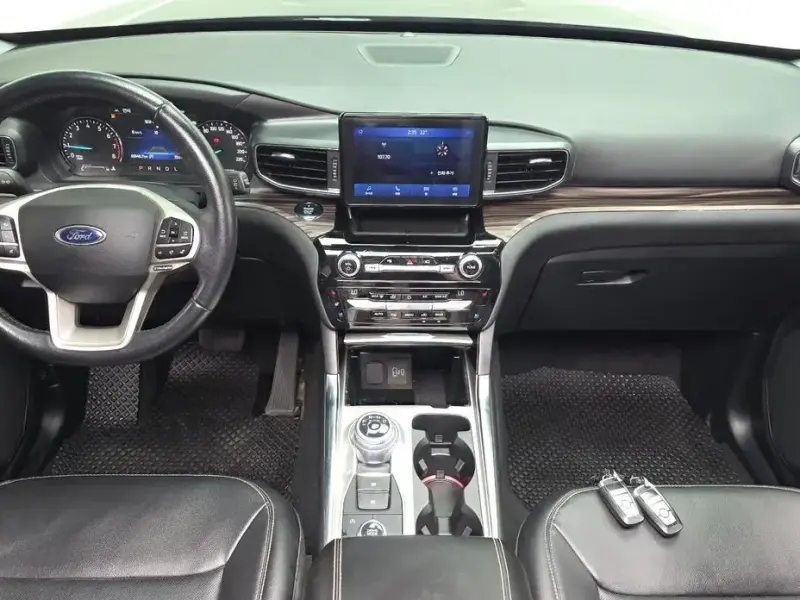 2021 Ford Explorer с пробегом 65 140 км