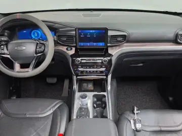 2021 Ford Explorer с пробегом 49 948 км
