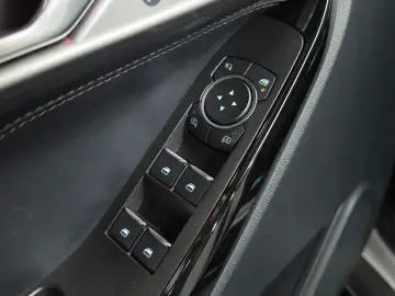 2021 Ford Explorer с пробегом 49 948 км