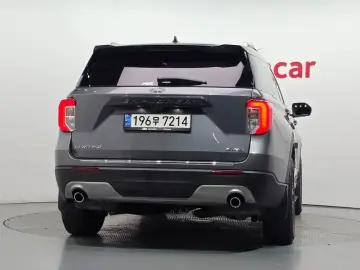 2021 Ford Explorer с пробегом 27 671 км