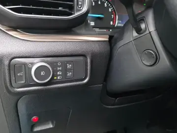 2021 Ford Explorer с пробегом 27 671 км