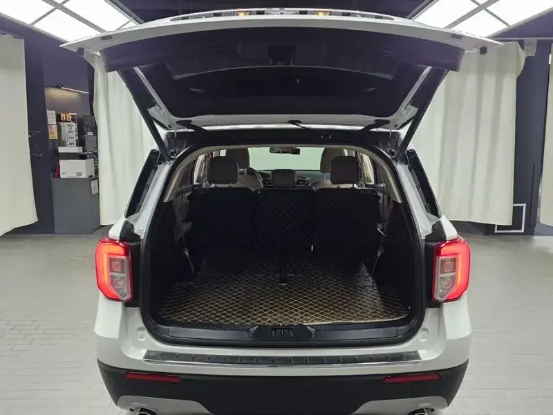 2021 Ford Explorer с пробегом 136 884 км