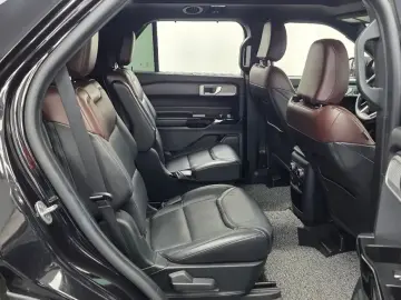 2021 Ford Explorer с пробегом 59 744 км
