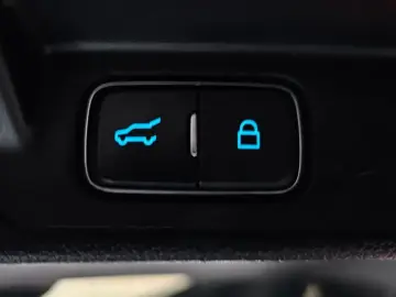 2021 Ford Explorer с пробегом 33 365 км