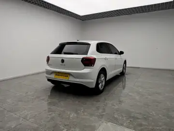 2023 Volkswagen Polo с пробегом 11 600 км