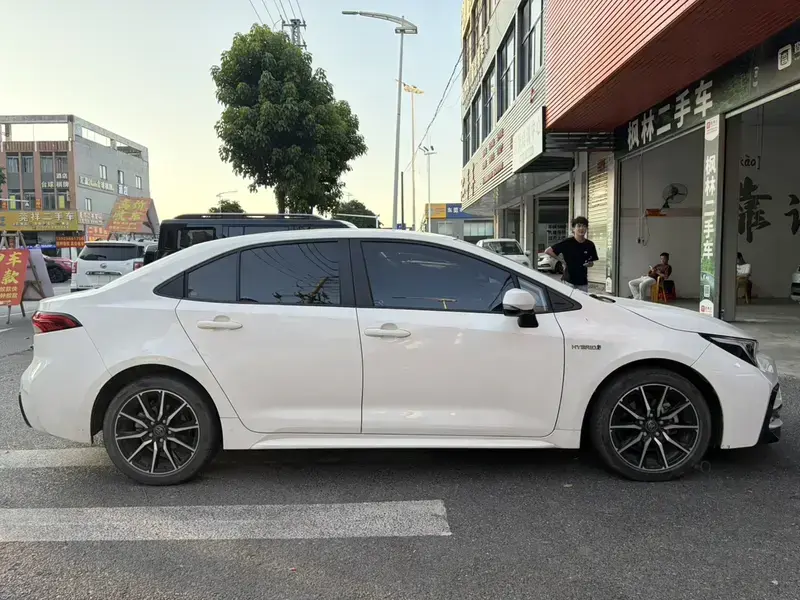 2023 Toyota Levin с пробегом 28 000 км
