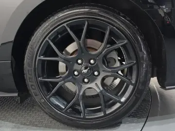 2019 Ford Mustang с пробегом 90 913 км