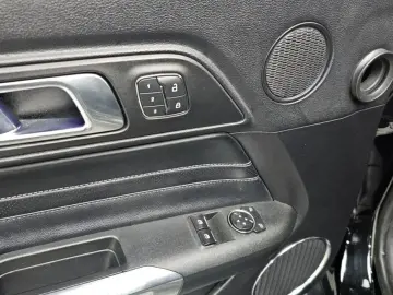 2019 Ford Mustang с пробегом 126 094 км