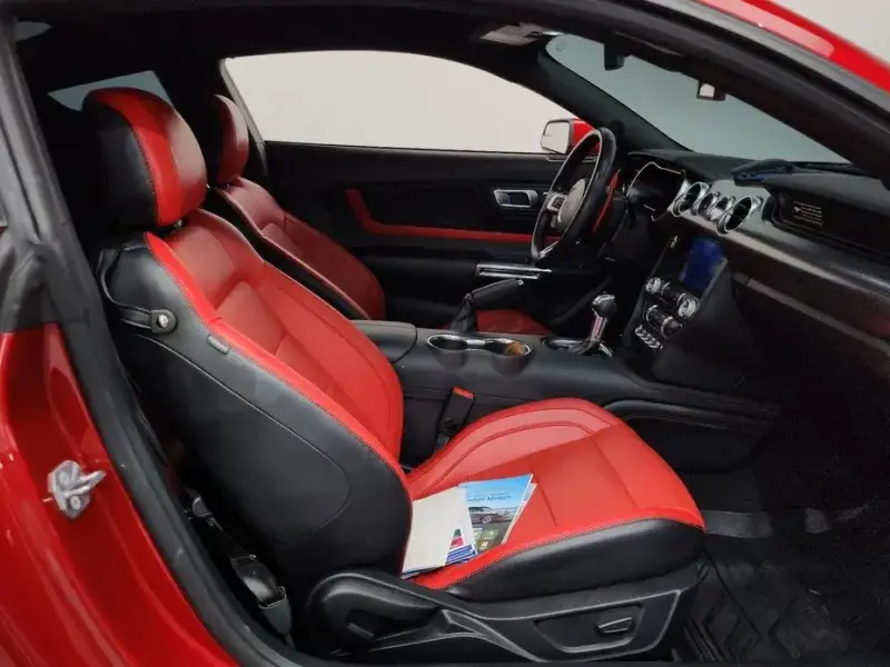 2020 Ford Mustang с пробегом 35 985 км
