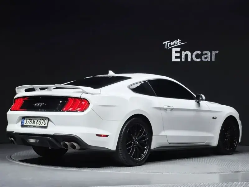 2022 Ford Mustang с пробегом 37 301 км
