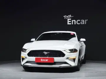 2022 Ford Mustang с пробегом 37 301 км
